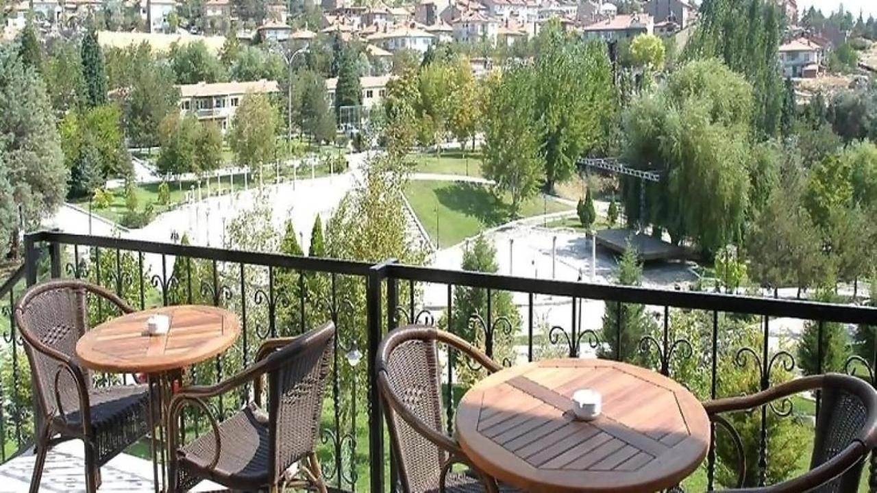 Queen Thermal Resort Hotel Emet 外观 照片